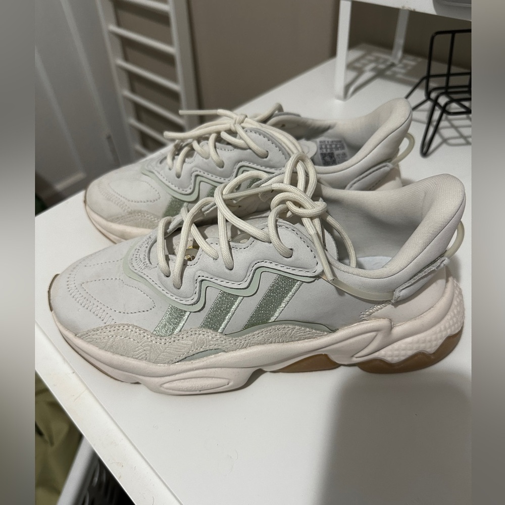 Adidas sneakers size 7.5